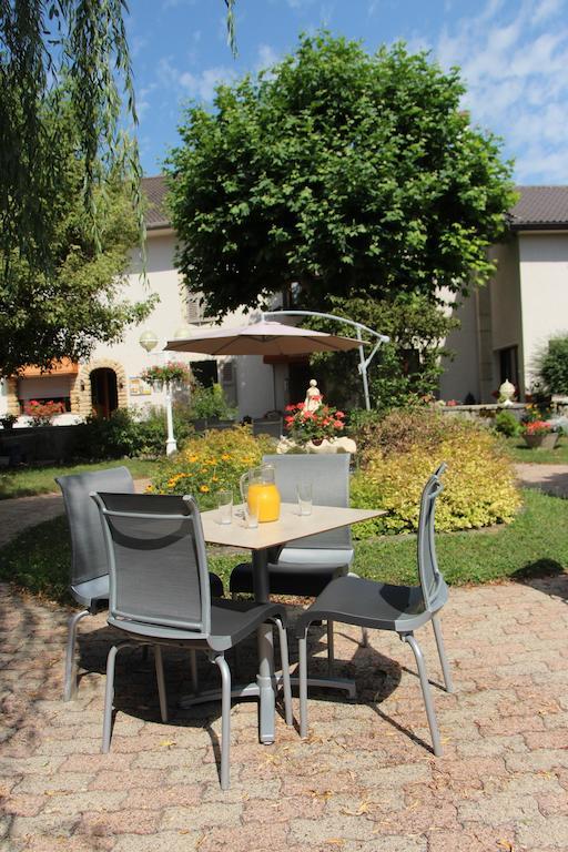 La Bonne Auberge Ségny Exterior foto